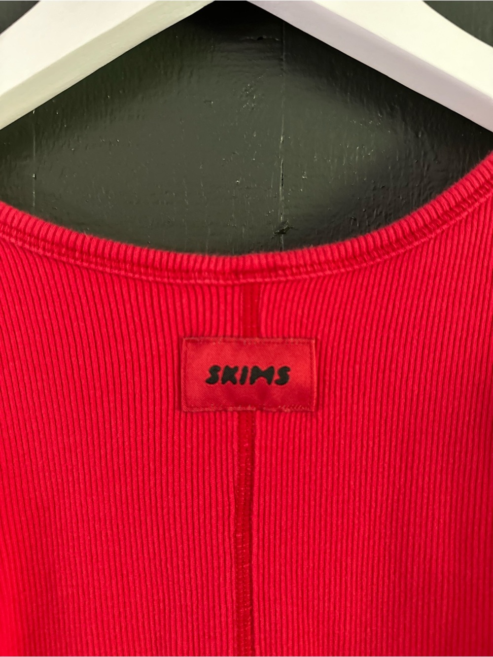 SKIMS Red Ribbed Tank Top - Picture 5 of 5